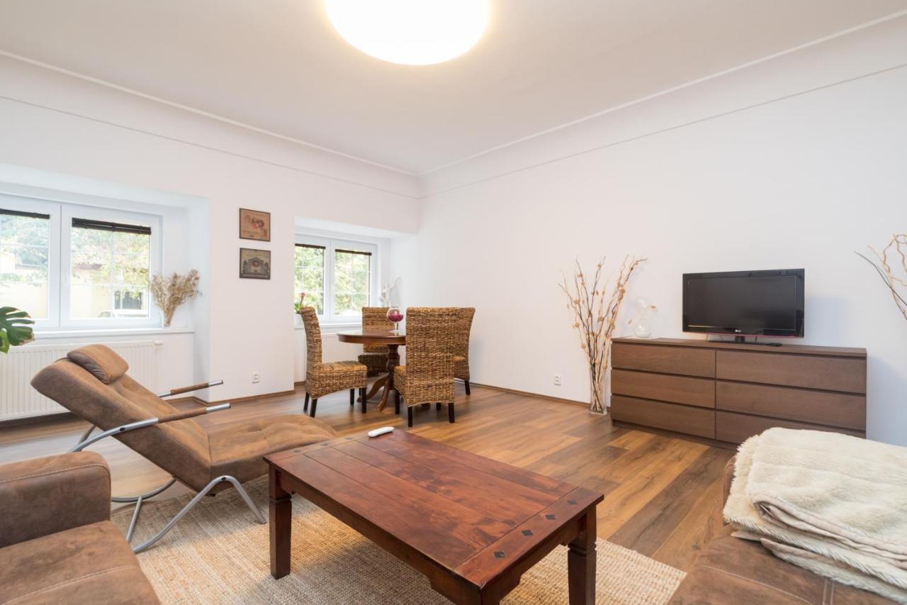 Budyne Apartment Ii. Budyne nad Ohri Екстериор снимка